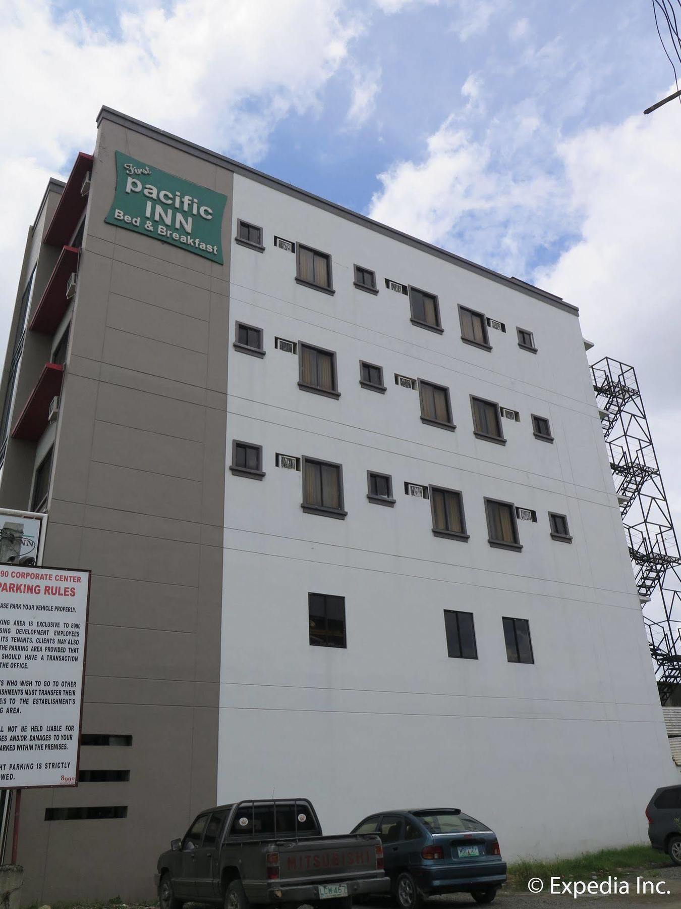 First Pacific Inn Davao Stadt Exterior foto
